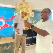 Ave-Dakpa Welcomes Trophy Tour Team